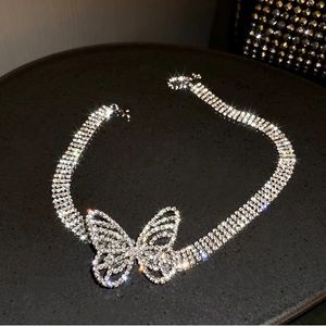NWT rhinestone choker necklace ~ perfect for parties, or New Year’s Eve!
